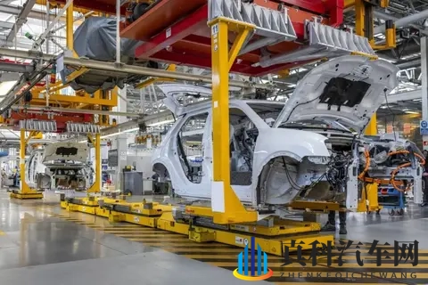 月销仅33台,却依旧上新款,2026款凯迪拉克CT6来了-1