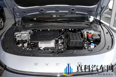 2025款星纪元ES 增程纯电可选，轴距3米，综合续航1645km-2
