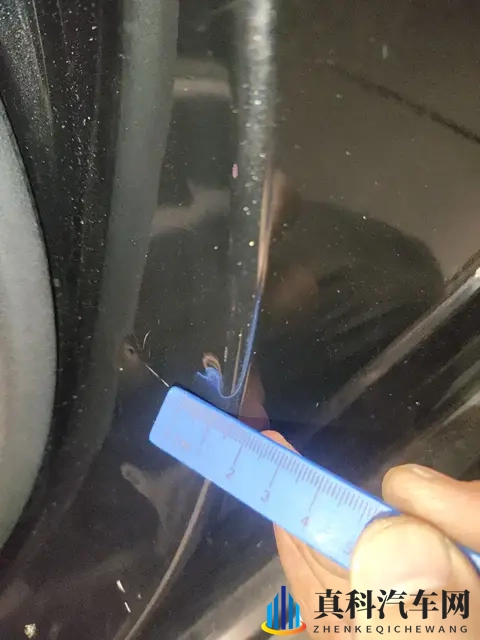 新能源与豪华燃油SUV，谁的底盘更懂你的舒适-1