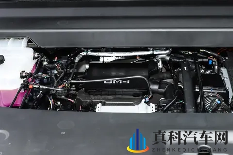 试驾方程豹钛 7 2025 款 200KM 两驱 Max 版：这才是家庭出行的理想 SUV-1