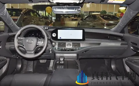 起售价885万，雷克萨斯LS实力出众，提供四款配置可选-3