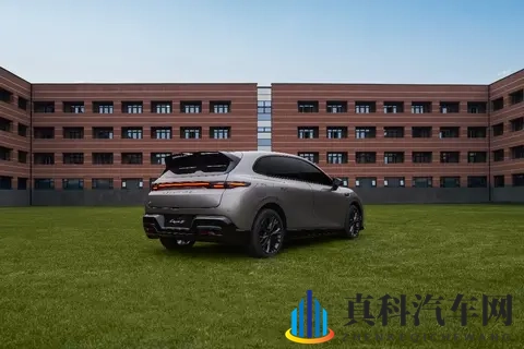 预售10万出头！零跑Lafa5真的值吗？凭什么别人比它便宜那么多？-2