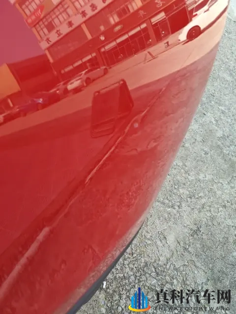 麻花传沈娜娜:《喜剧麻花中,沈娜娜角色魅力绽放》-1