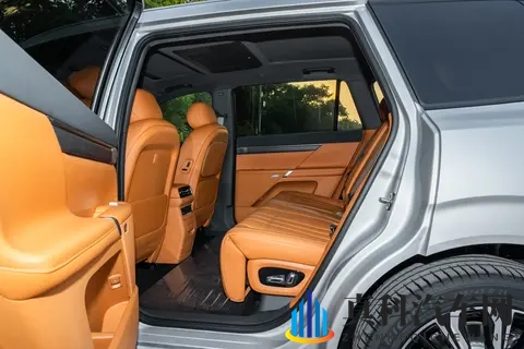 17 万拿下纯电 SUV?东风奕派eπ008 :空间、续航、配置够家用吗?-2