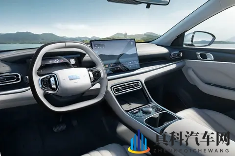 748万元起售的插混轿车表现如何?银河星耀6该怎么选-3