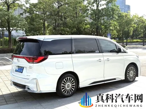 23款传祺M8至尊版，59万公里，133万拿下MPV头等舱？-3