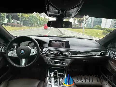 37万拿下二手宝马7系，体验D级旗舰的舒适与豪华-2