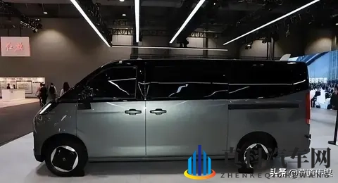 吉利率先出击！全新多功能车799万元，关键车长5米，性价比拉满-3