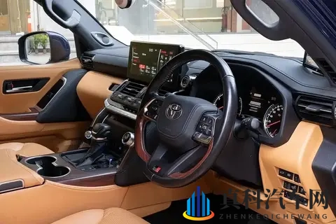 7门8座+航空座椅!兰德酷路泽加长版,百万硬派SUV新王?-3