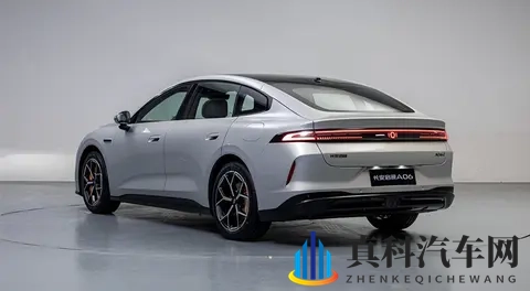 预售区间 1199-1599 万元 长安启源 A06 将于 11 月 9 日上市-3