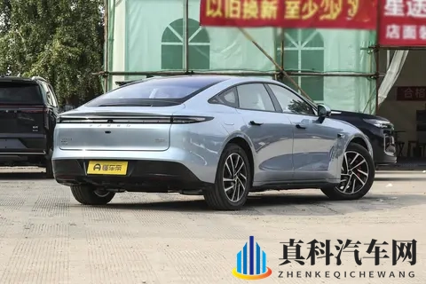 豪华与实用兼备,星纪元ES增程版 Plus舒适智享深度解析-2