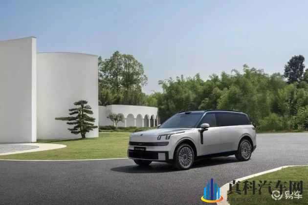 偷窥丶偷拍丶妓女丶自由的意思：道德边界下的消费自由：揭秘隐秘现象背后的深思-2