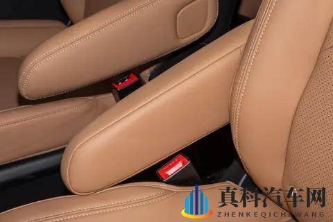 电滑门+三种动力加持，五菱星光730能否成为家庭出行新答案？-2