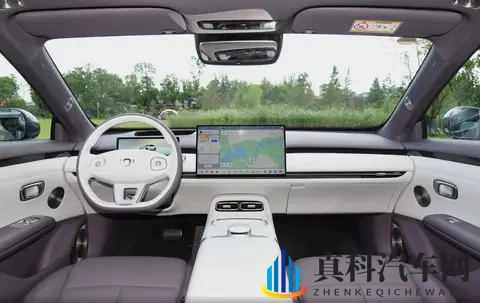 看过长安启源A06，才明白高级感不必昂贵，舒适感触手可及-3