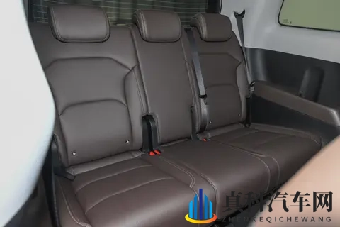 738万起，家用MPV可以闭眼选了？7座MPV五菱星光730来了-1