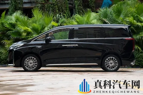 预算30万内,选这台MPV,能减少不少选车纠结点-3