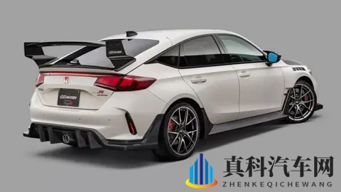 二男一左一右吃奶:汽车新品发布会奇观:揭秘独特营销策略-2