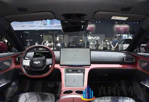 国产旗舰轿车,四座布局,搭载15T插混动力,配激光雷达+NOA辅助-1