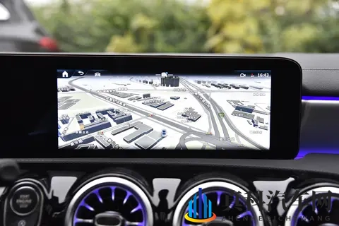 2025宽奔驰A级AMG新车选购指南 优缺点解读-1