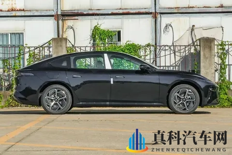 11月10日上市，标配激光雷达+8295芯片，东风系新款中大型轿跑！-1