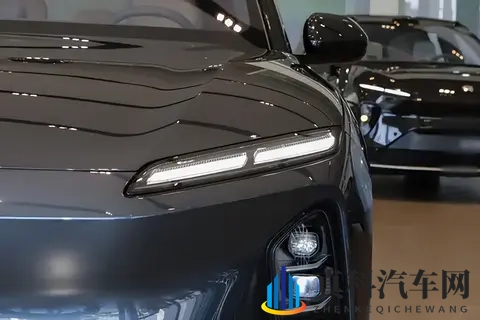 30万级SUV里，终于有一台让BBA车主心动的电车了-2