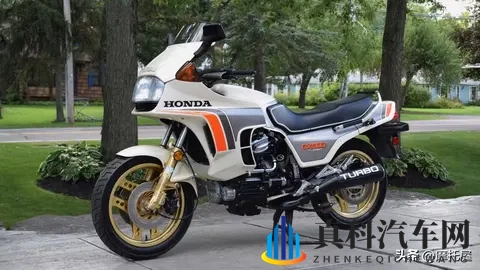 本田抗衡川崎H2？V型3缸？还要电子增压？本田想干什么？-1