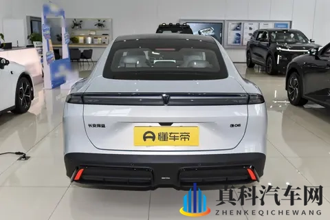 新一代家用车，深蓝L06科技与智能并存，澎湃动力与舒适体验!-3