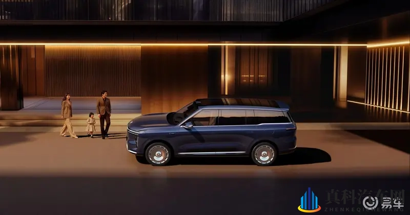 33.69万起上汽智己LS9预售颠覆30万级大六座SUV-1