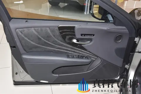 雷克萨斯LS 2024款选车手册:四款配置怎么选最值得?-3