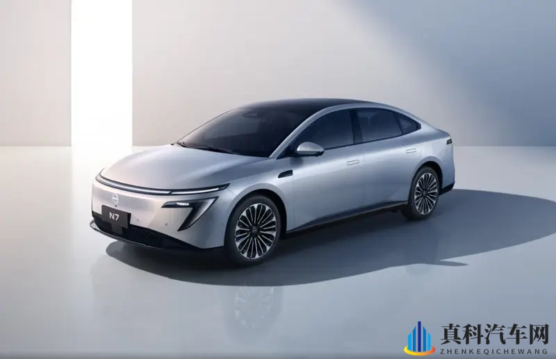 日产又一款新能源即将上市，定位B级车，采用插混动力-1