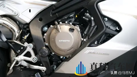 新车上市！春风750SR–S售价44980元，国产四缸来了！-1