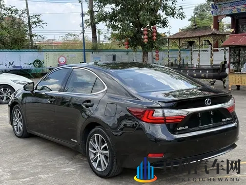 雷克萨斯ES:15万公里仍优雅,混动豪华座驾值得拥有?-2