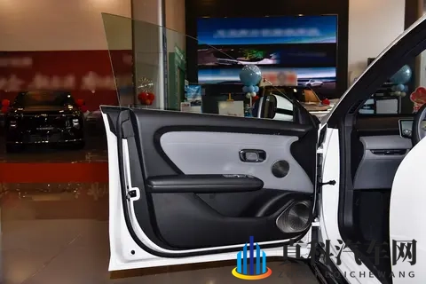 长安启源A06来了！大美舒新四重进阶实力，11月9日正式上市！-2