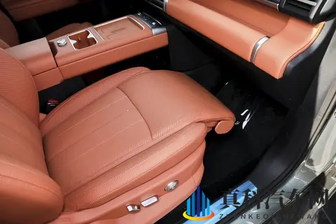 试驾钛7：大空间，长续航，科技感满满，全能SUV提升生活品质-2