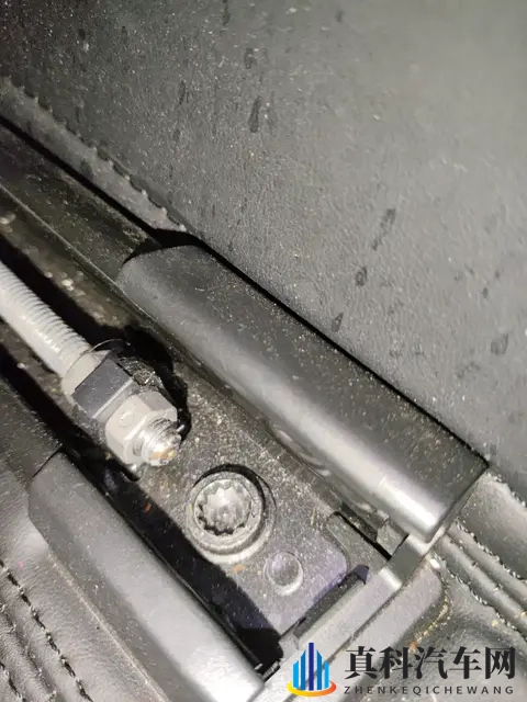 25万不到,体验奥迪quattro四驱的魅力——二手奥迪A6L-3