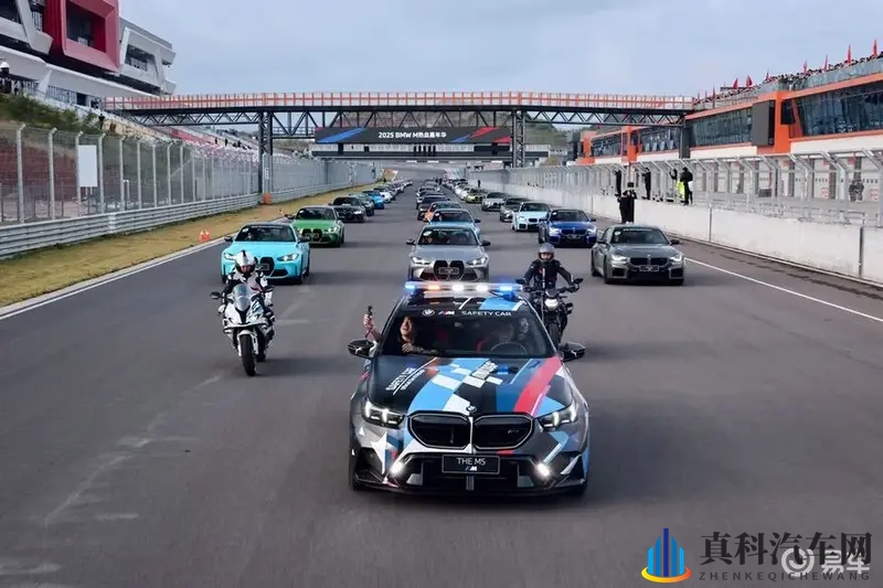 全新BMW M3旅行版中国首秀上市-1