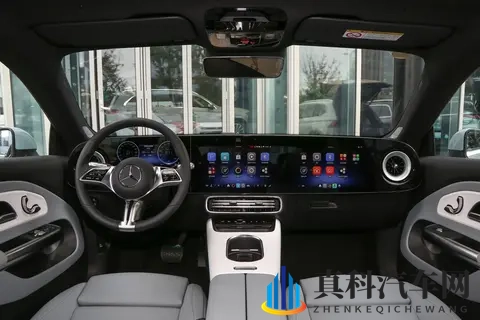 奔驰全新纯电CLA上市，售价249万起，采用三联屏设计-1