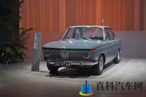 新世代宝马iX3在荷兰正式亮相-1