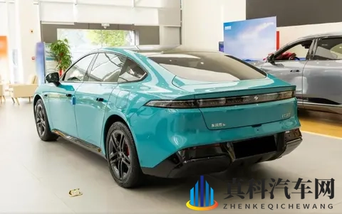 更时尚更激进,东风奕派eπ007+该有的全都有,预售1499万起-2