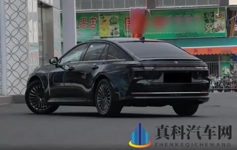 一文看懂皇冠（进口）购车指南，解读配置差异，应该怎么选？-2