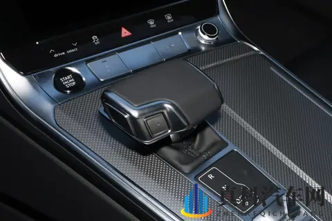 价格战愈发激烈!奥迪A6L已跌至282万,30天卖出16011辆-3