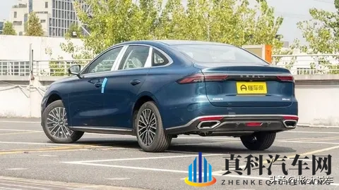 吉利帝豪焕新而至，尺寸智能双升级？-3