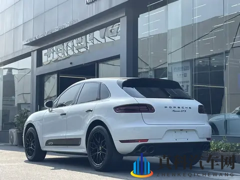 19万多拿下17年保时捷Macan GTS，体验性能SUV的乐趣-2
