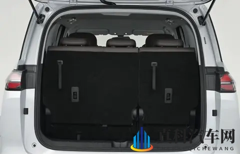 真7座大空间，入门即高配，10万级家用MPV选它准没错-2