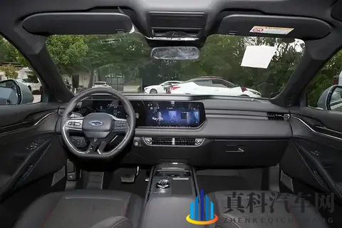 动力强、油耗低、空间大，这台混动B级车试完后有点上头-3