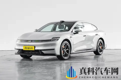 空间大、配置全，还有800V碳化硅，长安启源A06适合家用？-2