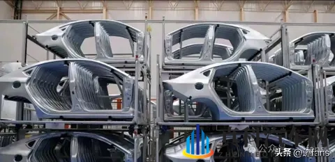 比亚迪13000吨大压铸“砸场”！直接干“一群”！-1