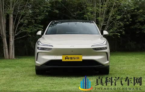 乐道L60：被严重低估的SUV！续航超700km，3分钟换电，家用真香-2