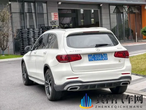 19万多拿下20款奔驰GLC，8万公里一手车况如何？-3