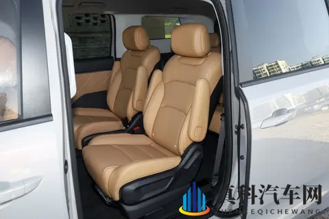 768 万起的舒享大7座MPV—星光730 PHEV，真7座大空间+电滑门-1